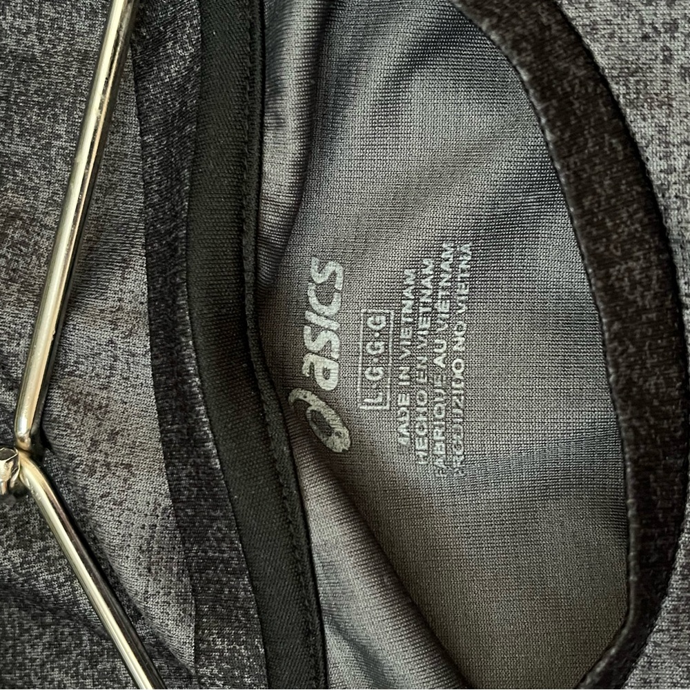 ASICS shirt - Picture 6 of 9